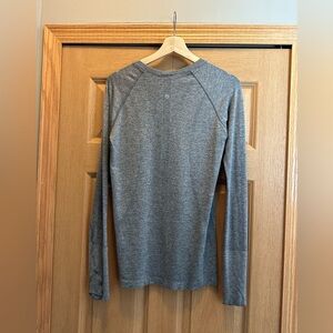 Lululemon Gray Swifty Tech Longsleeve Size 8